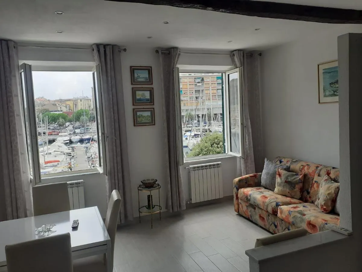 Apartment Ferienwohnung Casa Del Porto Savona